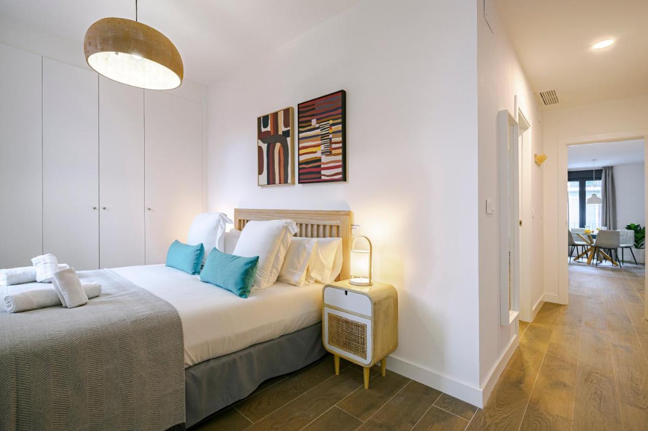 Feelathome Castilla Apartments Мадрид Экстерьер фото